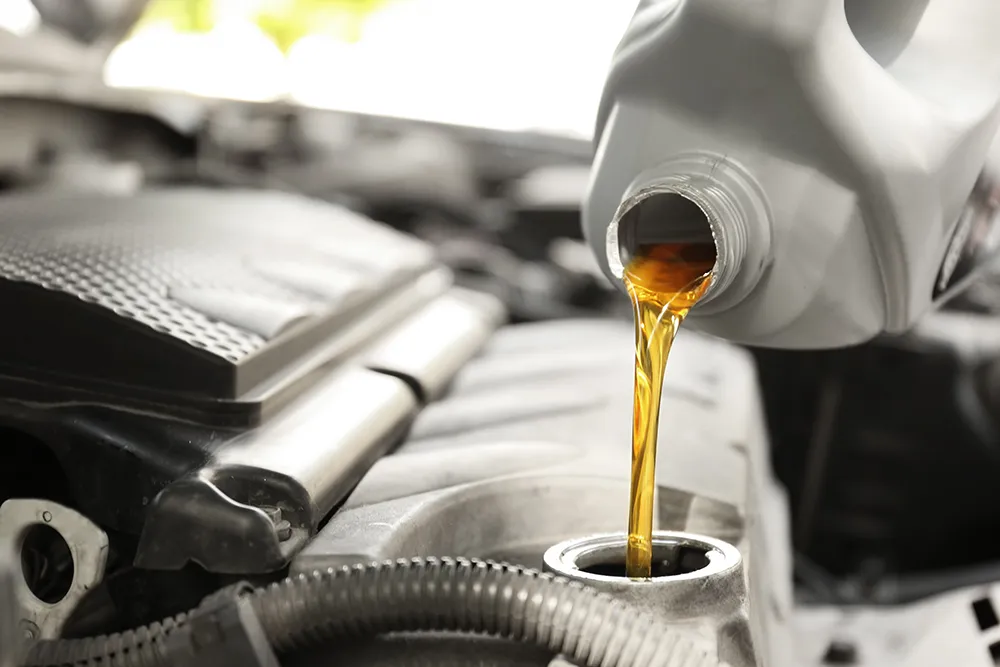 Maximizing Vehicle Performance With Regular Oil Changes